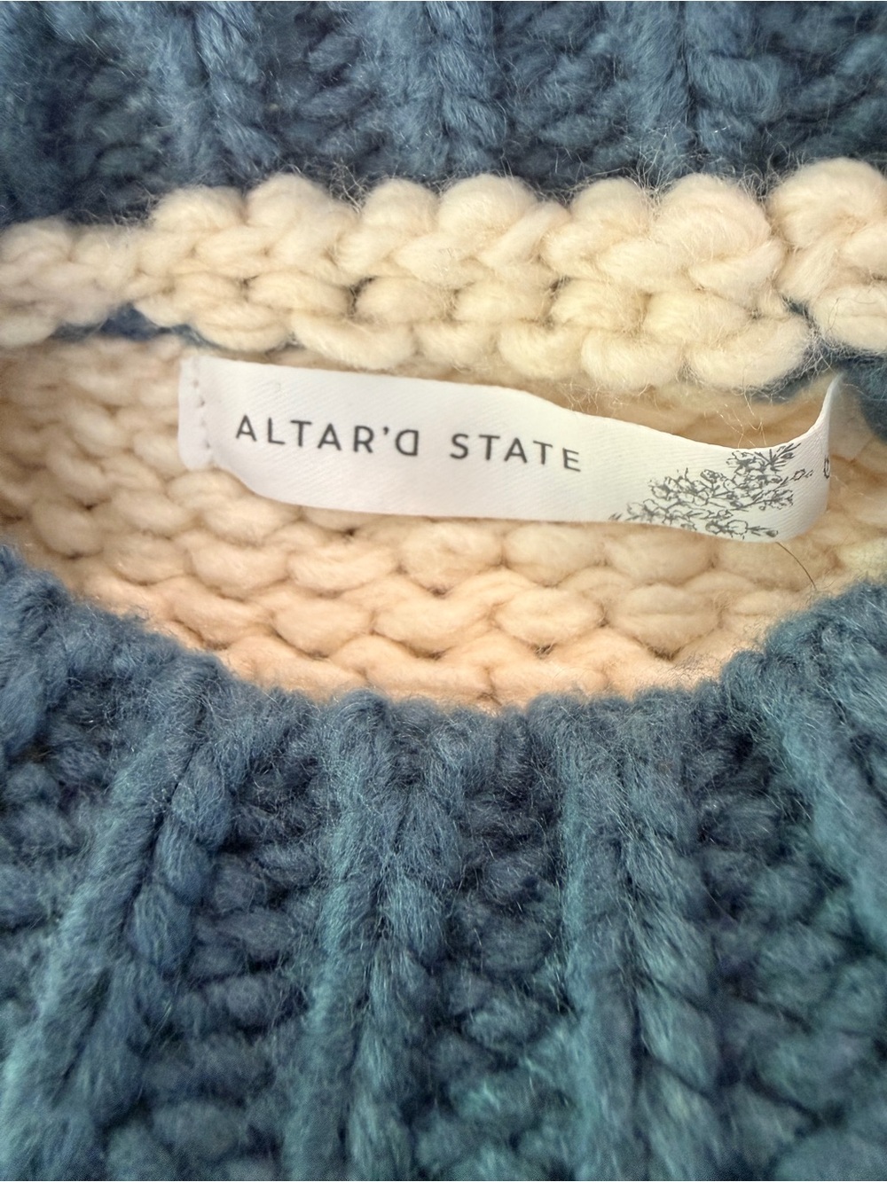 Altar’d State Color Block Chunky Knit Sweater Cream Navy Pink XS - Picture 2 of 7